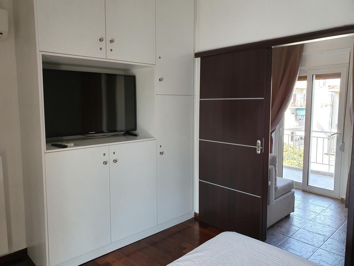 Gazi Penthouse Apartment Athens Exterior photo